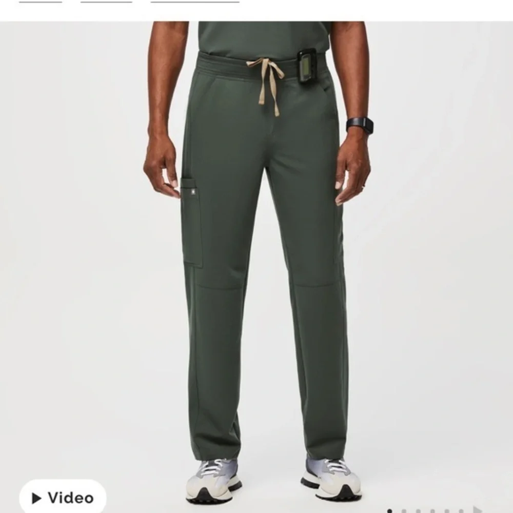 FIGS Axim Cargo Scrub Pants Mens XL green